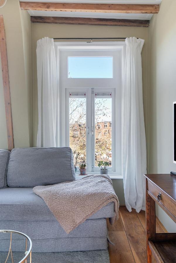 Uniek Verblijf In Herenhuis, Eigen Appartement Op De Tweede Etage Van Ons Huis Leeuwarden Dış mekan fotoğraf