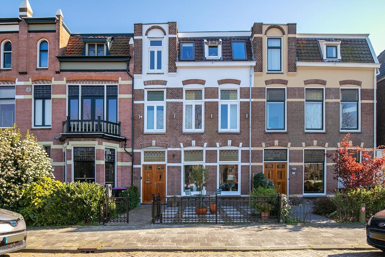 Uniek Verblijf In Herenhuis, Eigen Appartement Op De Tweede Etage Van Ons Huis Leeuwarden Dış mekan fotoğraf
